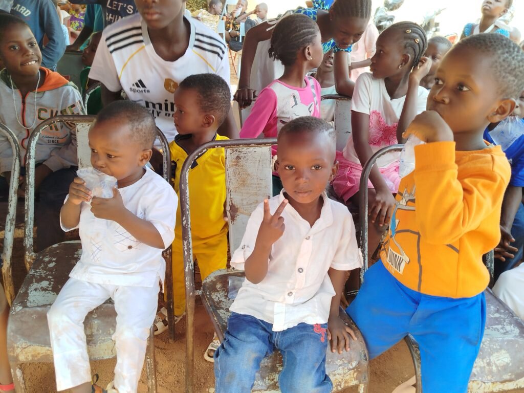 « La Magie du cœur » : FAME rassemble des enfants sans distinction pour Noël 4 « La Magie du cœur » : FAME rassemble des enfants sans distinction pour Noël 4