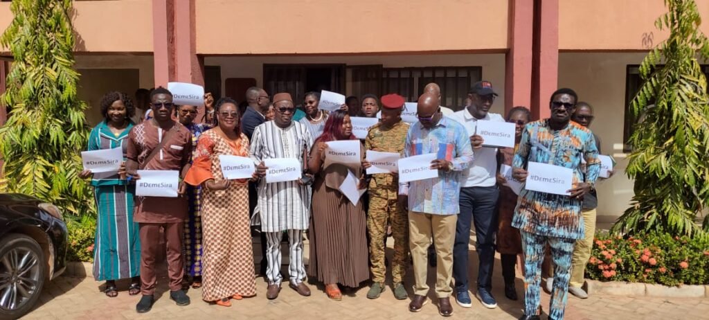 " A travers #DɛmɛSira, faisons de chaque téléphone, une arme de Paix", Raïssa Compaoré 2