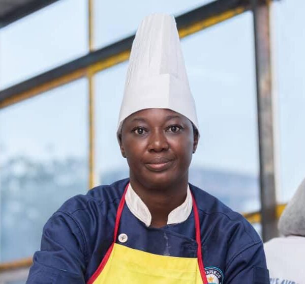 Guinness World Records : La Cheffe Djénébou Banao portée par une mobilisation nationale pour un exploit historique