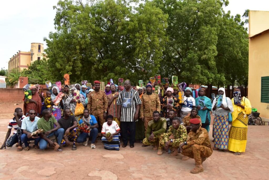 Tougan : 50 femmes de VDP reçoivent des pagnes grâce à un élan de solidarité citoyenne 2