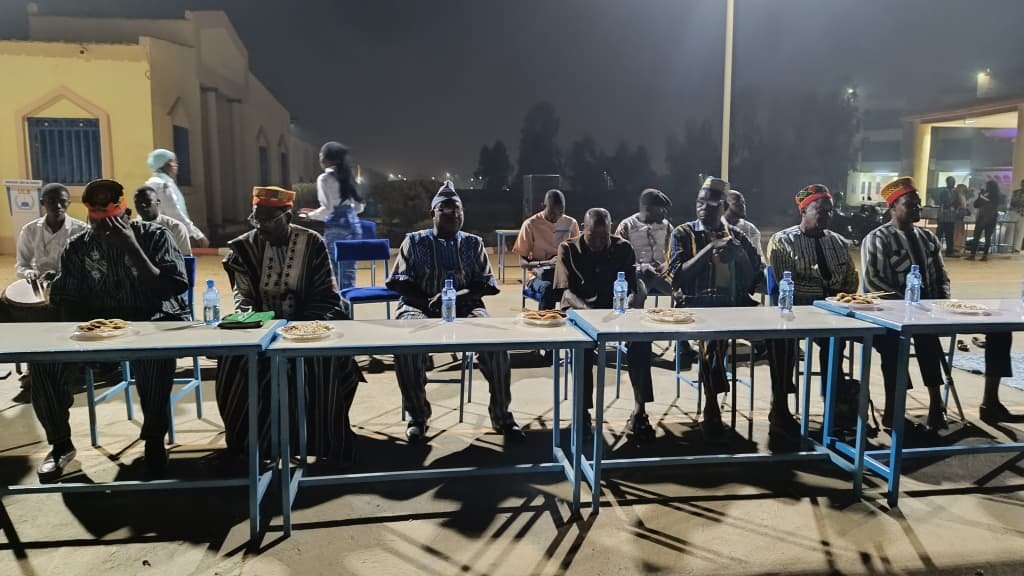 Dialogue Sous les Étoiles : Un cadre intergénérationnel pour consolider la paix 4