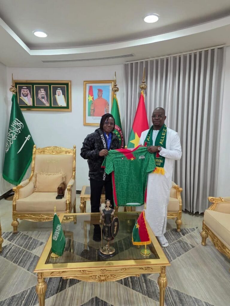 Football féminin : Balkissa et Mounira portent haut les couleurs du Burkina en Arabie Saoudite 2