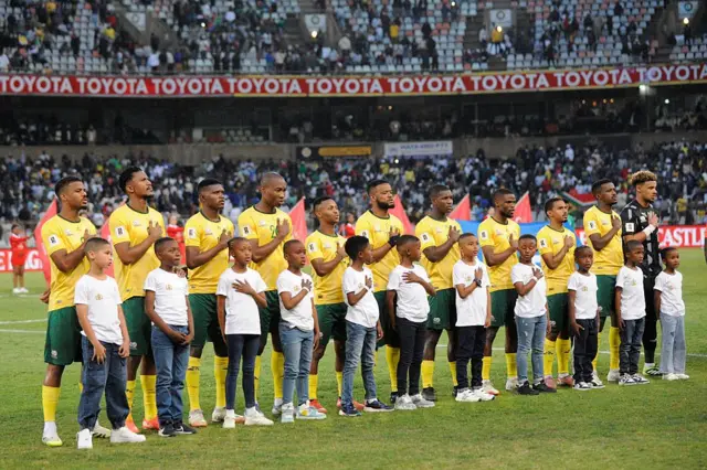 Qui sont ces enfants qui accompagnent les joueurs lors des matchs ? 2 Qui sont ces enfants qui accompagnent les joueurs lors des matchs ? 2