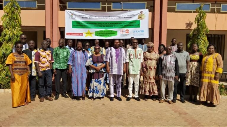 Lutte contre le mariage d’enfants au Burkina Faso : Des progrès enregistrés en 2025 2 L'ensemble des participants à la session plénière