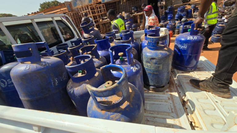 « Pénurie » de gaz : La BMCRF découvre des bouteilles cachées pour une revente à prix exorbitants 8 « Pénurie » de gaz : La BMCRF découvre des bouteilles cachées pour une revente à prix exorbitants 8