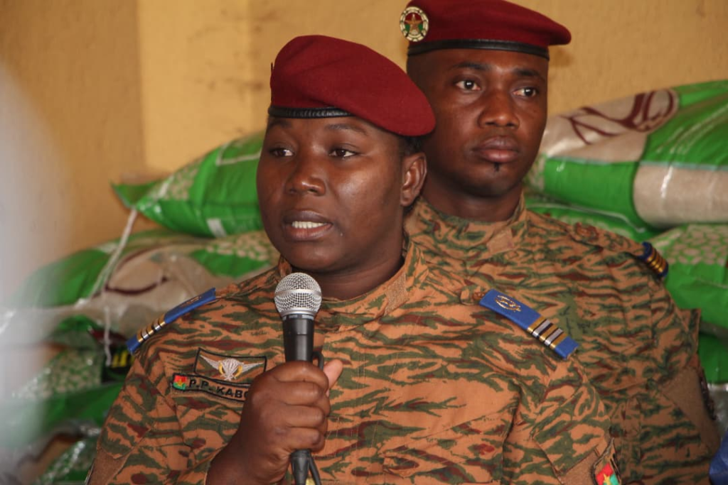 Dɛmɛ Sira : Quand le Mogho Naaba parle par l'acte 5