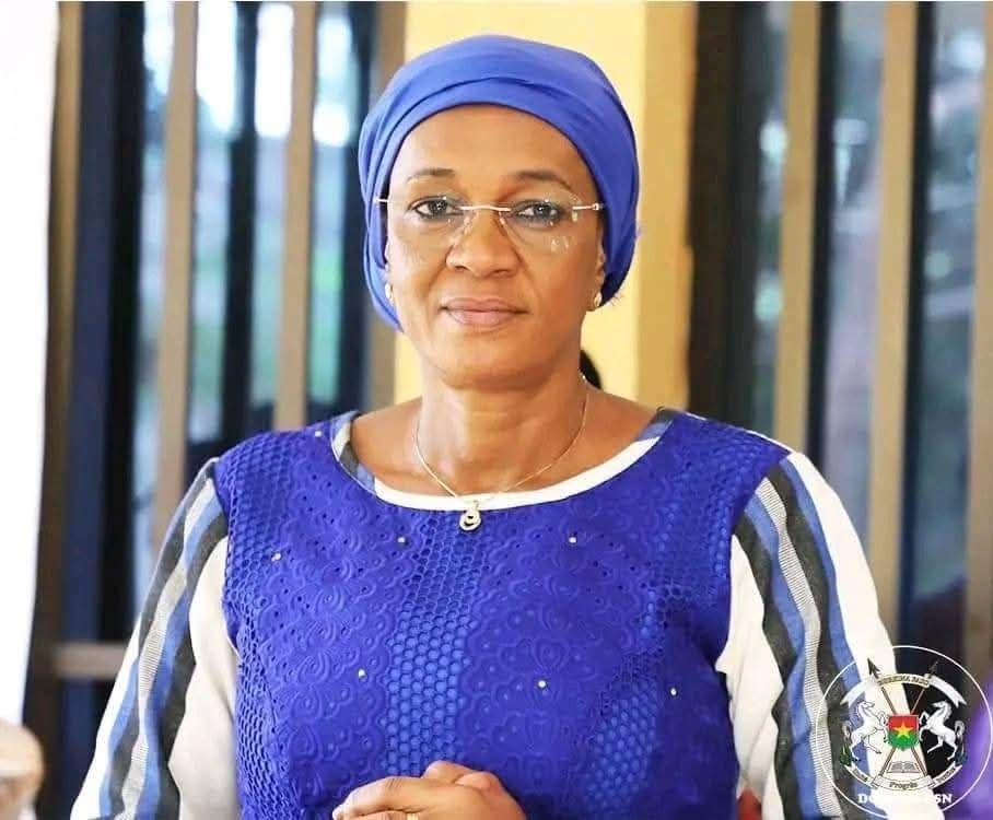 Diplomatie : Nandy Diallo/Somé nommée ambassadrice du Burkina Faso au Canada 2 Diplomatie : Nandy Diallo/Somé nommée ambassadrice du Burkina Faso au Canada 2