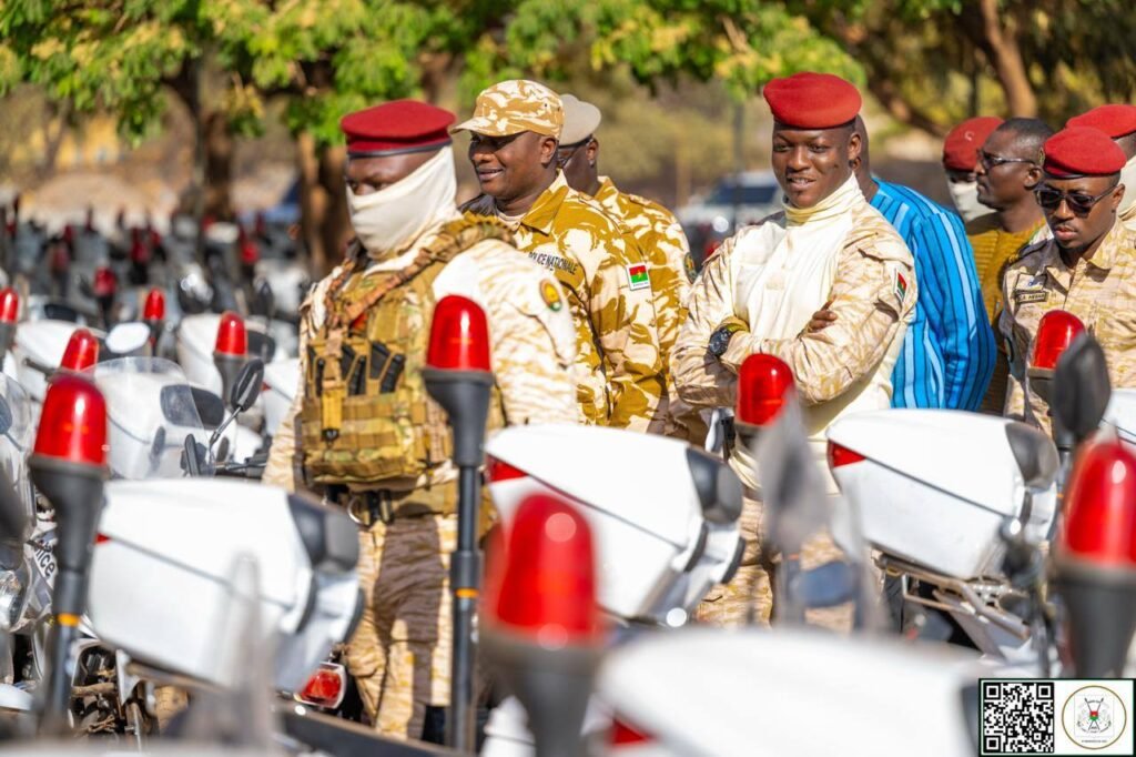 ‎‎Sécurité: Le Président du Faso remet 2 000 motos à la Police nationale 3