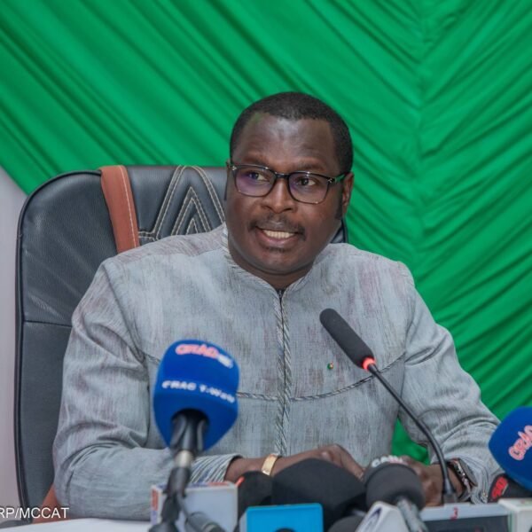 Lutte contre les Fake News : Des responsables de médias invités à durcir la modération en ligne