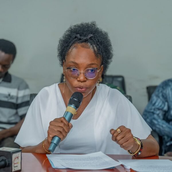 Accueil 5 Ministère de la Transition : Djélika prend les rênes de la communication