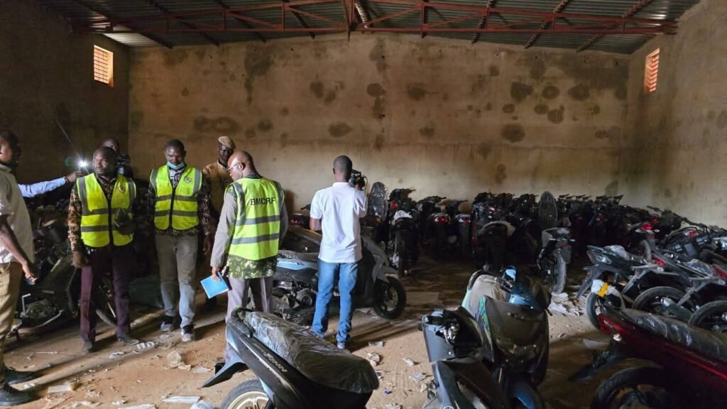 Ouagadougou : 3 magasins clandestins de motos démantelés par la BMCRF