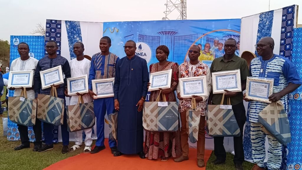 Distinctions : 88 agents de l'ONEA honorés pour leur engagement et leur performance 3