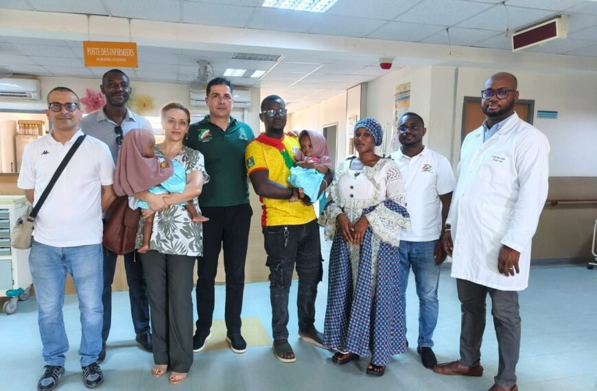 Santé: Les anciennes siamoises Yousra et Maïchara sont toujours bien suivies au CHU Tengandogo