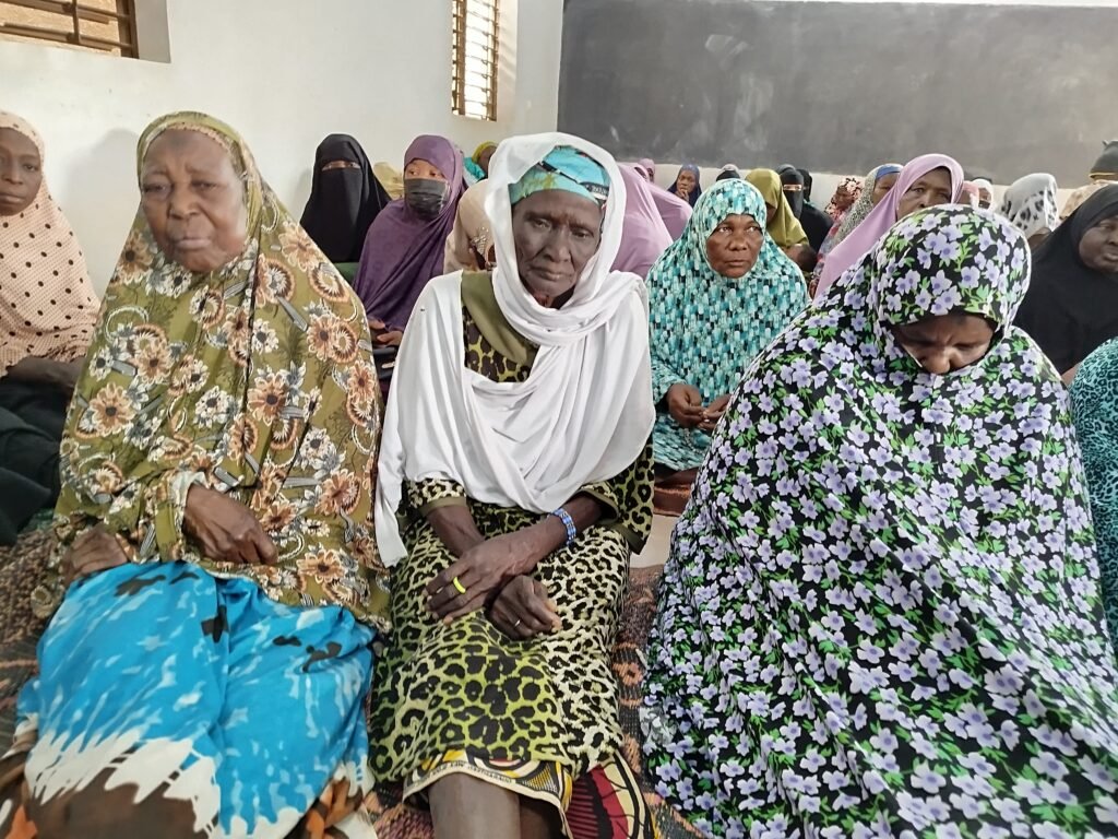 Solidarité : 130 veuves et personnes démunies soulagées par des dons