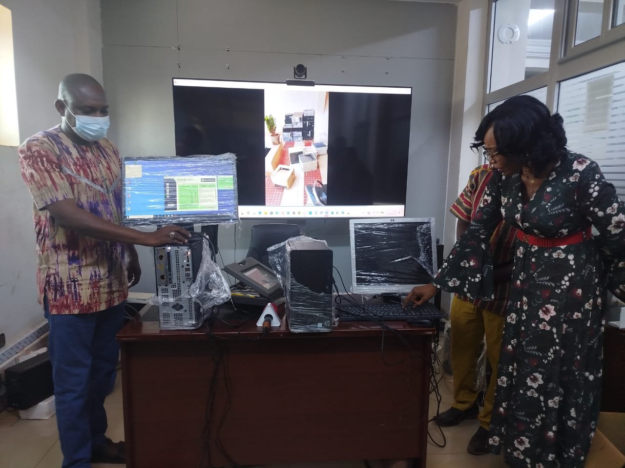 Ouagadougou : 96 équipements informatiques recyclés au profit des personnes vulnérables