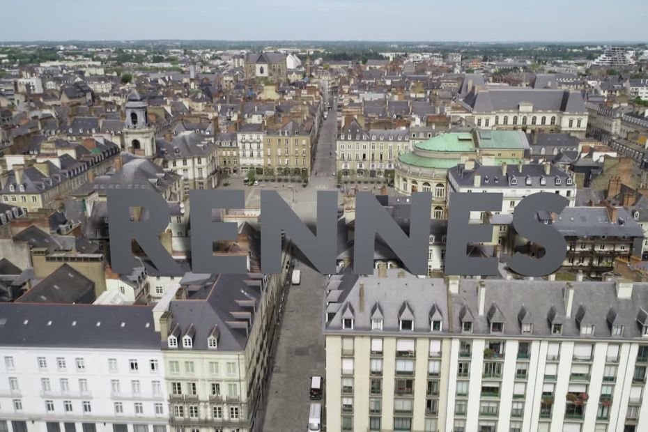 France : Coach en développement personnel, elle est poursuivie par 38 personnes