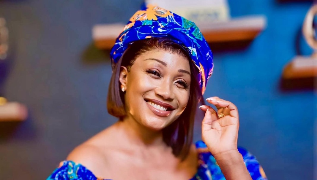 Côte d’Ivoire : Claire Bahi revient au coupé-décalé après 7 ans à servir l’église