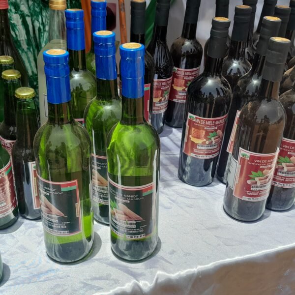 Vin et liqueur à base du manioc : Une innovation de Yameogo Recma