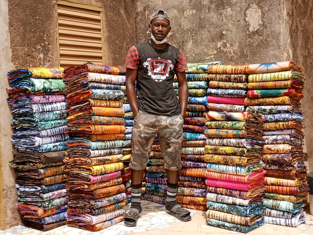 SNC 2026 : Blokiss, l’artisan derrière le pagne officiel