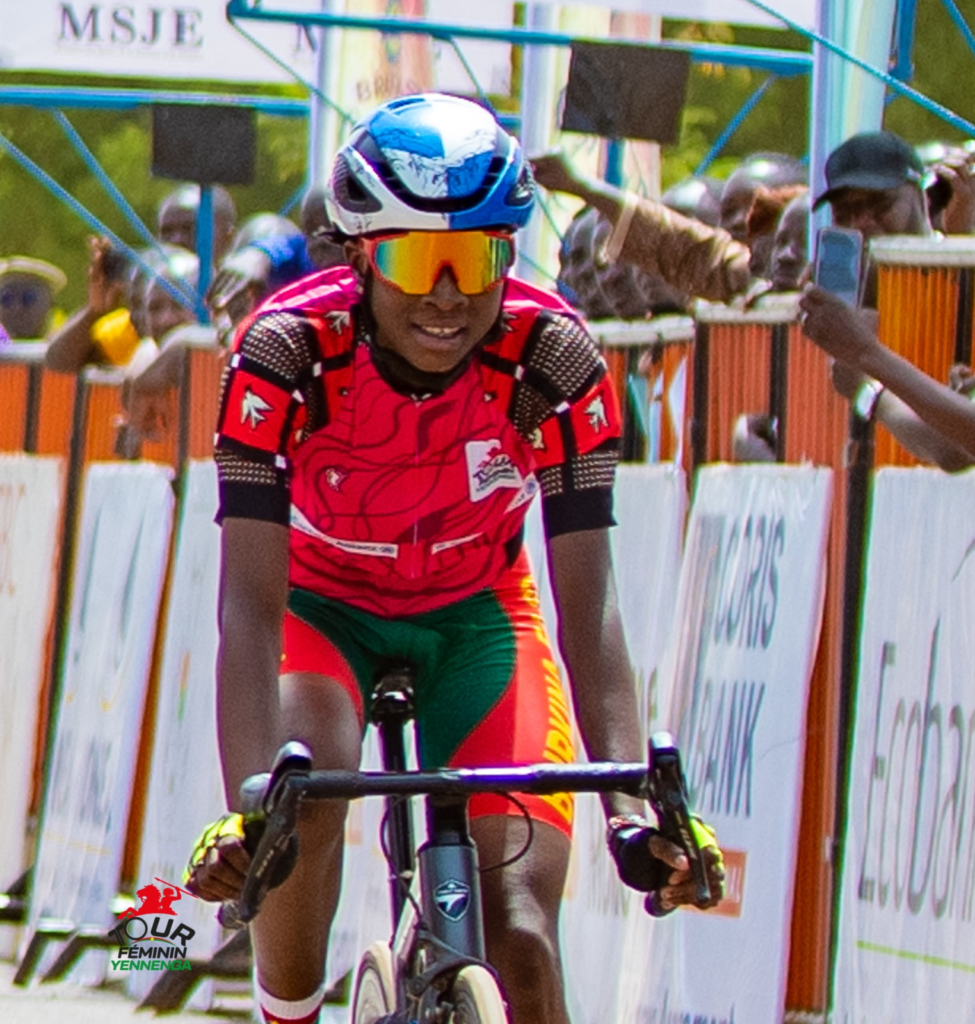Tour Yennenga 4e étape : Elvine Yamweogo détrône Awa Bamogo et s’adjuge le Lwili Péendé  